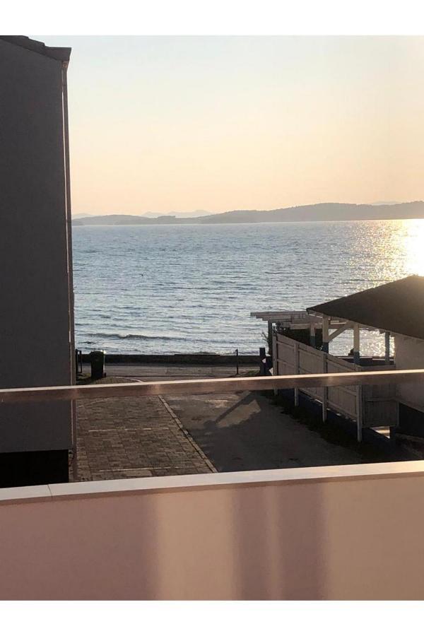 Beach Front Paradise Apartment Sukošan Eksteriør billede